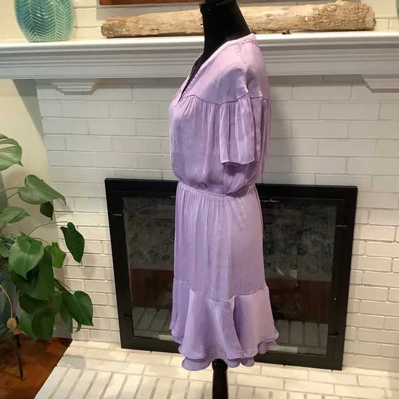 #179 Gorgeous Simply Vera Wang Lilac Fit and Flare Dress Size Medium - Picture 5 of 10